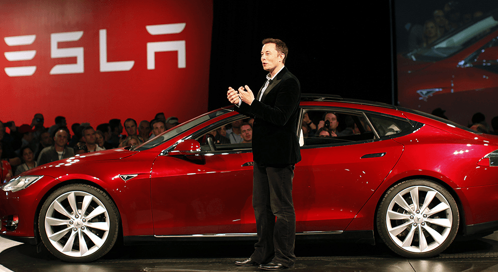 Elon Musk quer trazer para os carros elétricos da Tesla os jogos da Steam