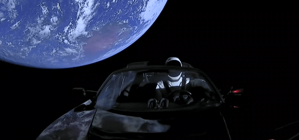 SpaceX Tesla Roadster no espaço