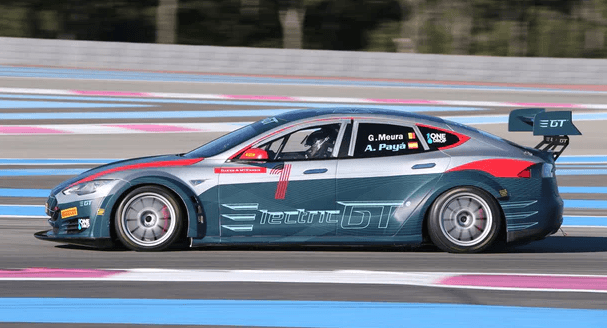 Electric GT: corrida com Model S da Tesla começa em 2018