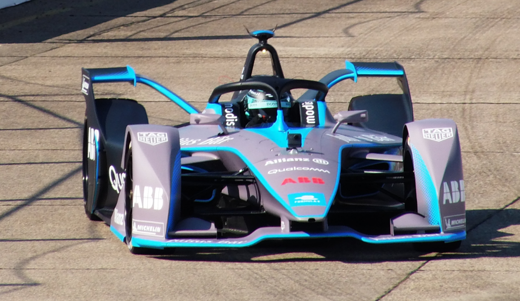 Nova série de corrida de carros elétricos é anunciada por ex-líder de time  da Formula E - Olhar Digital