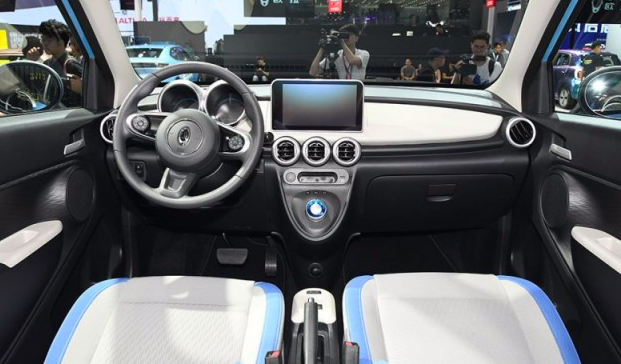 Ora R1 elétrico chinês design interior