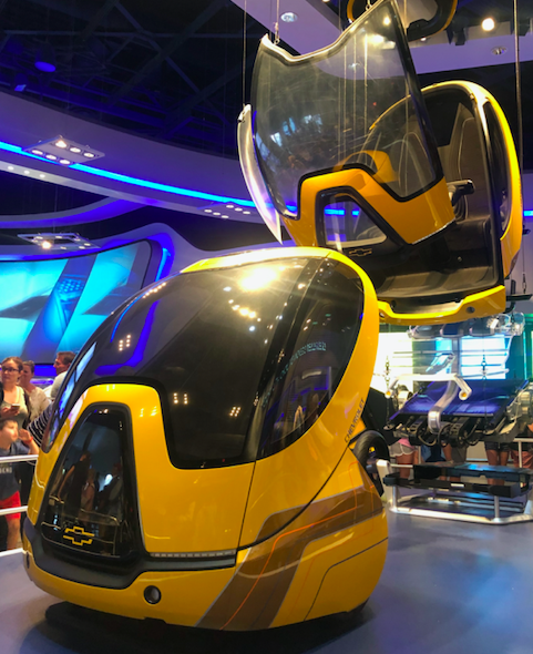 Carro elétrico En-v GM