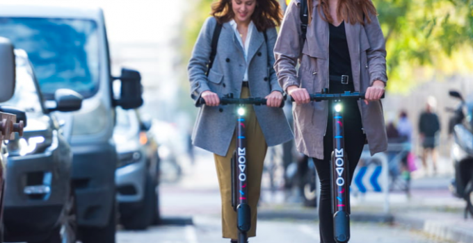 Patinetes elétricas da Movo podem chegar ao Brasil