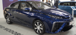 Toyota Mirai: o primeiro carro movido a hidrogênio vendido em larga escala